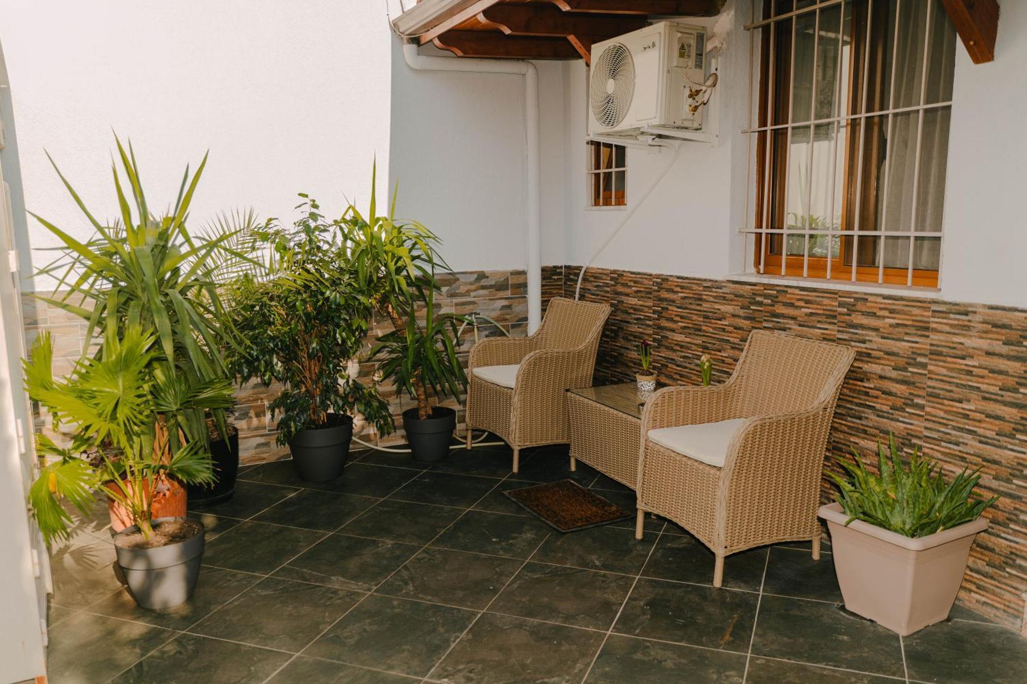 Peaceful Villa In New Bazaar Tirana Exterior foto